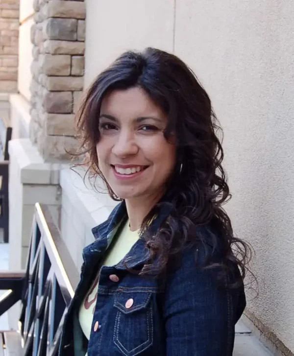 Kendra Portnova, Etsy seller, artist, and author of Crafting Success with ChatGPT